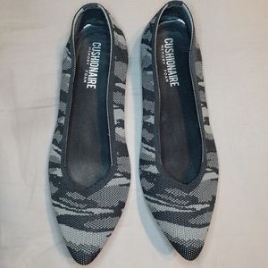Cushionaire Memory Foam Comfy Pointed Toe Flats size 7.5